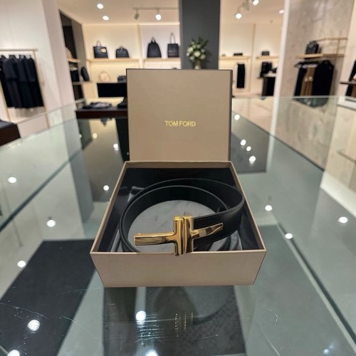 910 tom ford smooth leather - $910,
